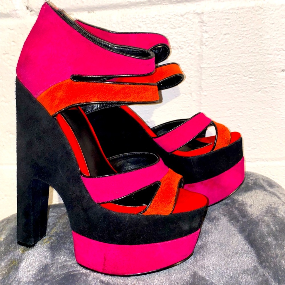 Size 6.5 DV by Dolce Vita fun multicolor tall heels.